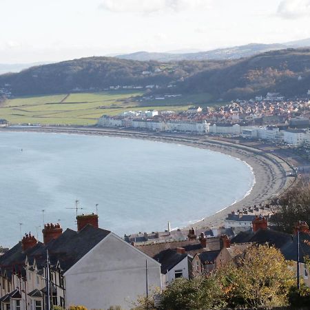 Llys Madoc, First Floor Flat Apartment Penmaenmawr Bagian luar foto