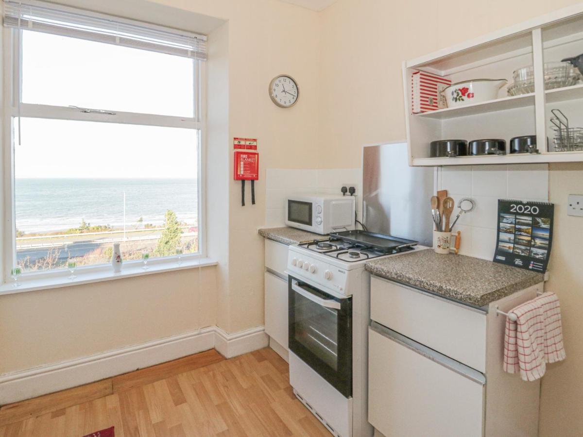 Llys Madoc, First Floor Flat Apartment Penmaenmawr Bagian luar foto