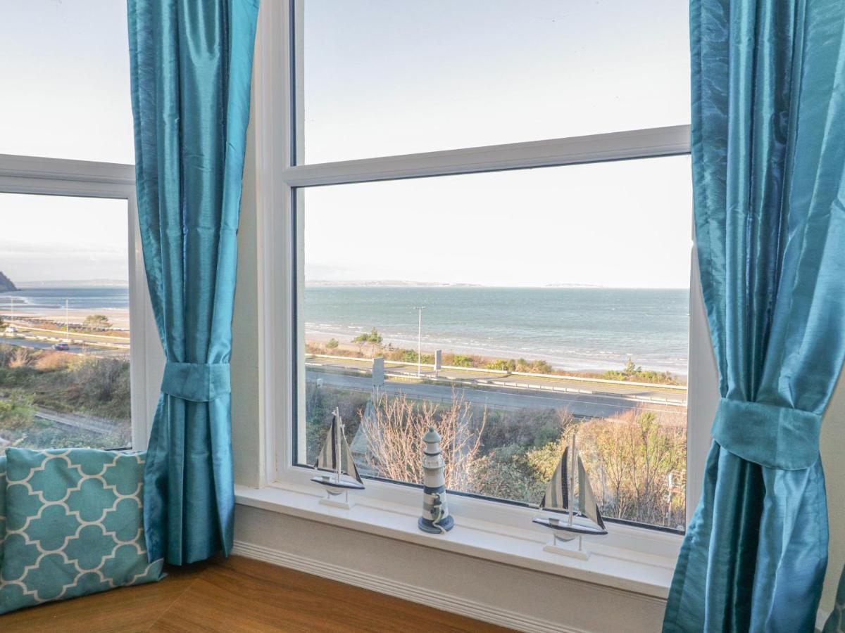 Llys Madoc, First Floor Flat Apartment Penmaenmawr Bagian luar foto